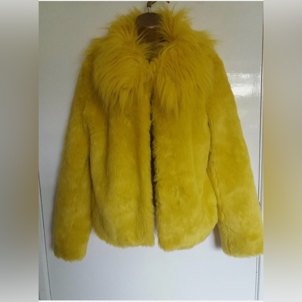 Guess Yellow Shaggy Faux Fur Jacket